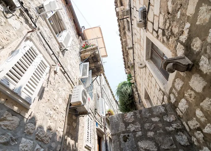 Casa de hóspedes Ane Old Town 3*