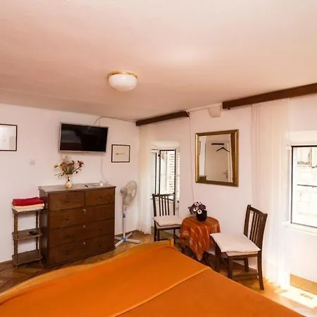 Ane Old Town Дубровник